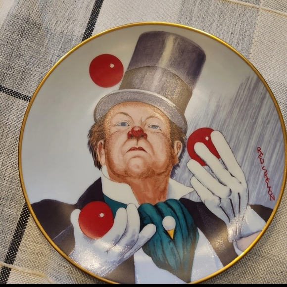 Red Skelton Colectible Clown Decrotive Plate Set. - Picture 2 of 5